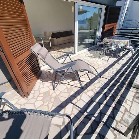 Holiday home In 27132 Novi Vinodolski