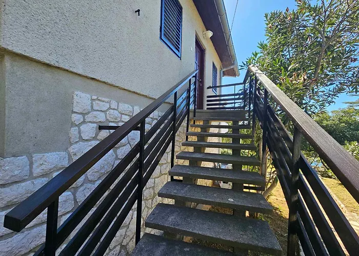 In 27132 Novi Vinodolski