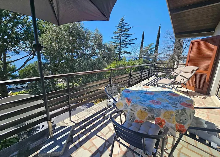 Casa de Férias In 27132 Novi Vinodolski