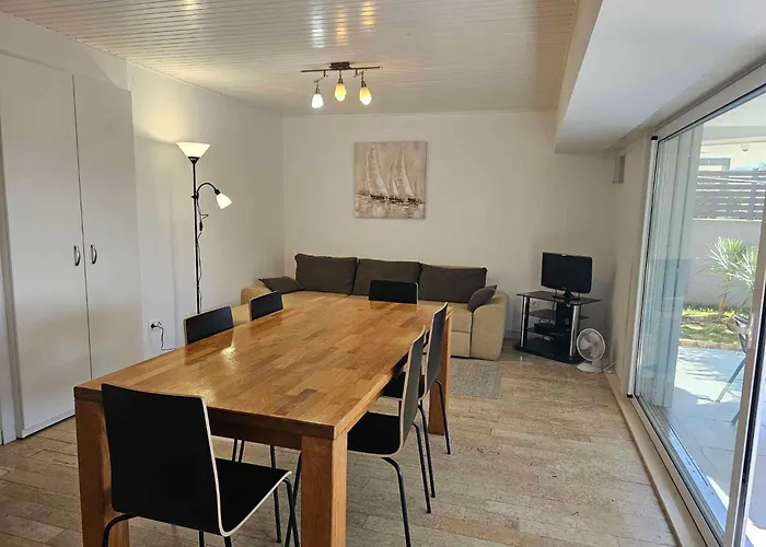 Casa de Férias In 27132 *