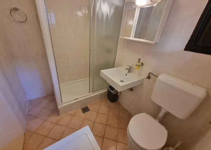 Casa de Férias In 27132 Novi Vinodolski