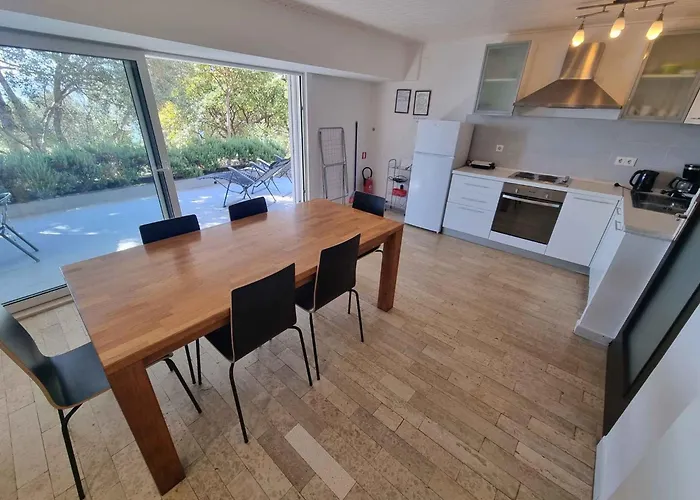 In 27132 Casa de Férias *