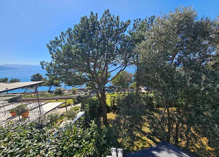 Casa de Férias In 27132 Novi Vinodolski